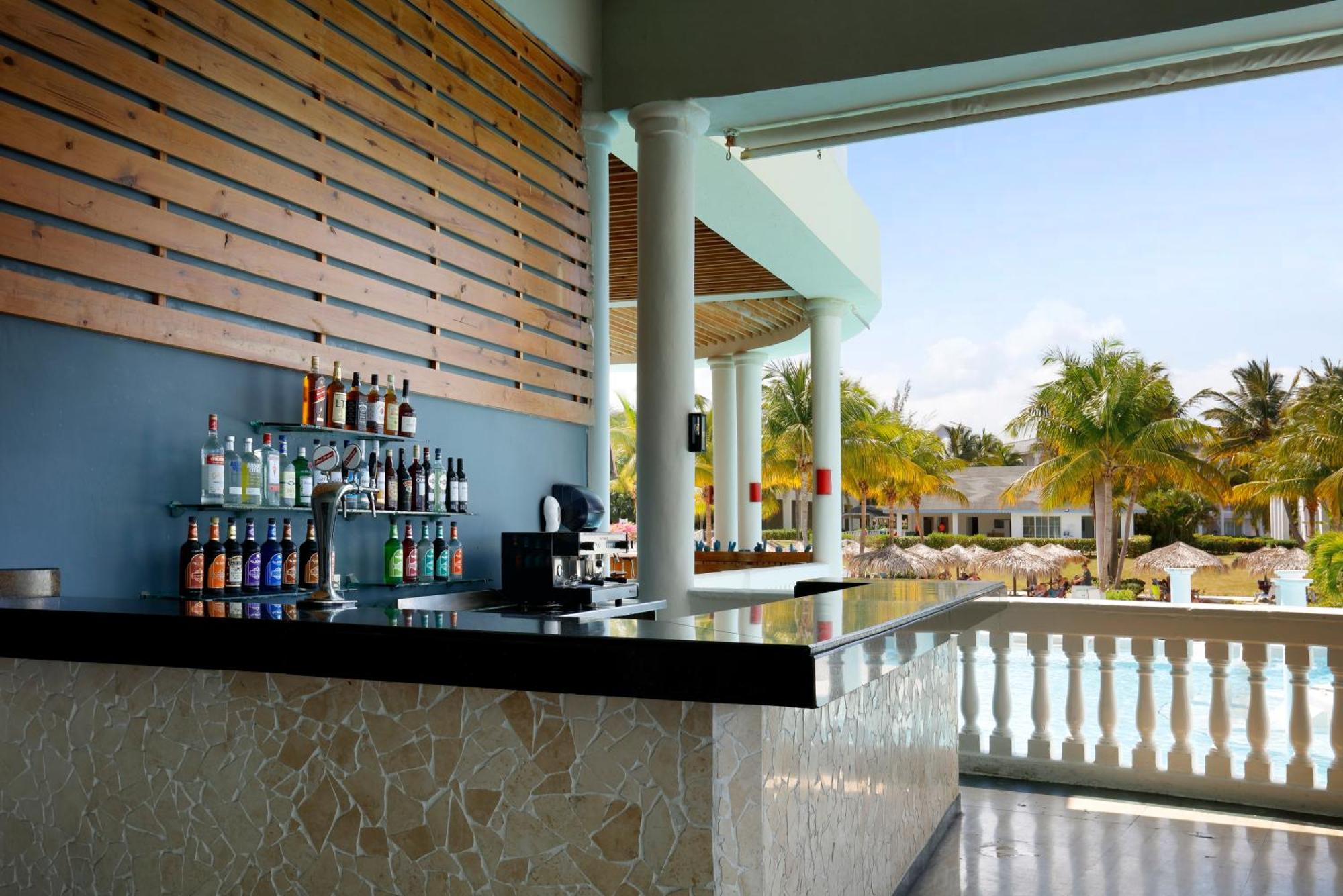 The Signature Level At Grand Palladium Lady Hamilton Resort & Spa 卢西 外观 照片