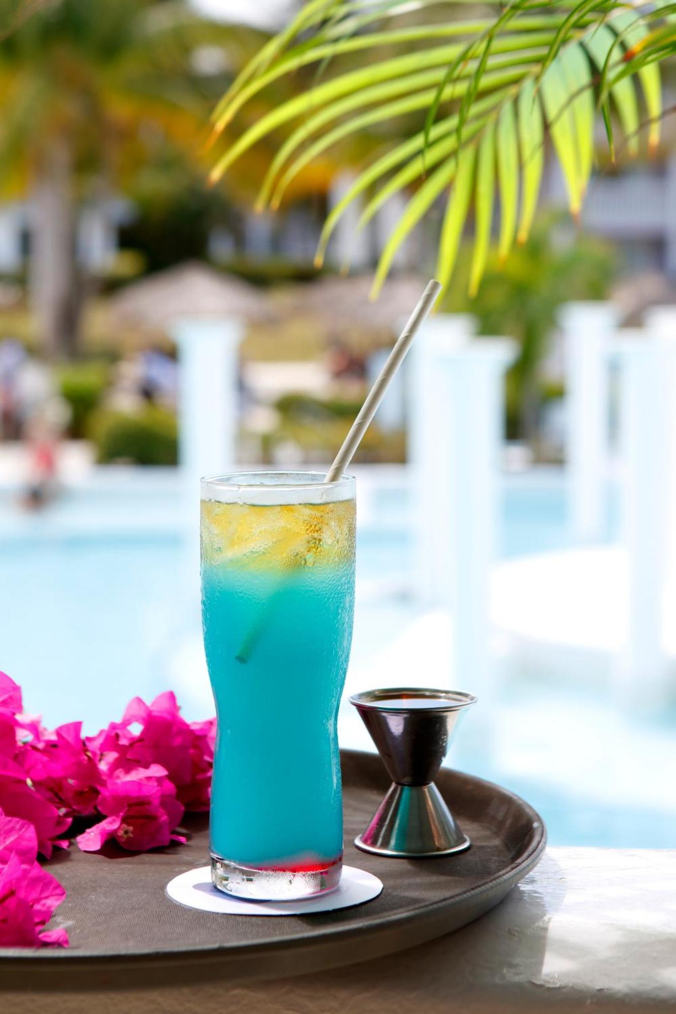 The Signature Level At Grand Palladium Lady Hamilton Resort & Spa 卢西 外观 照片