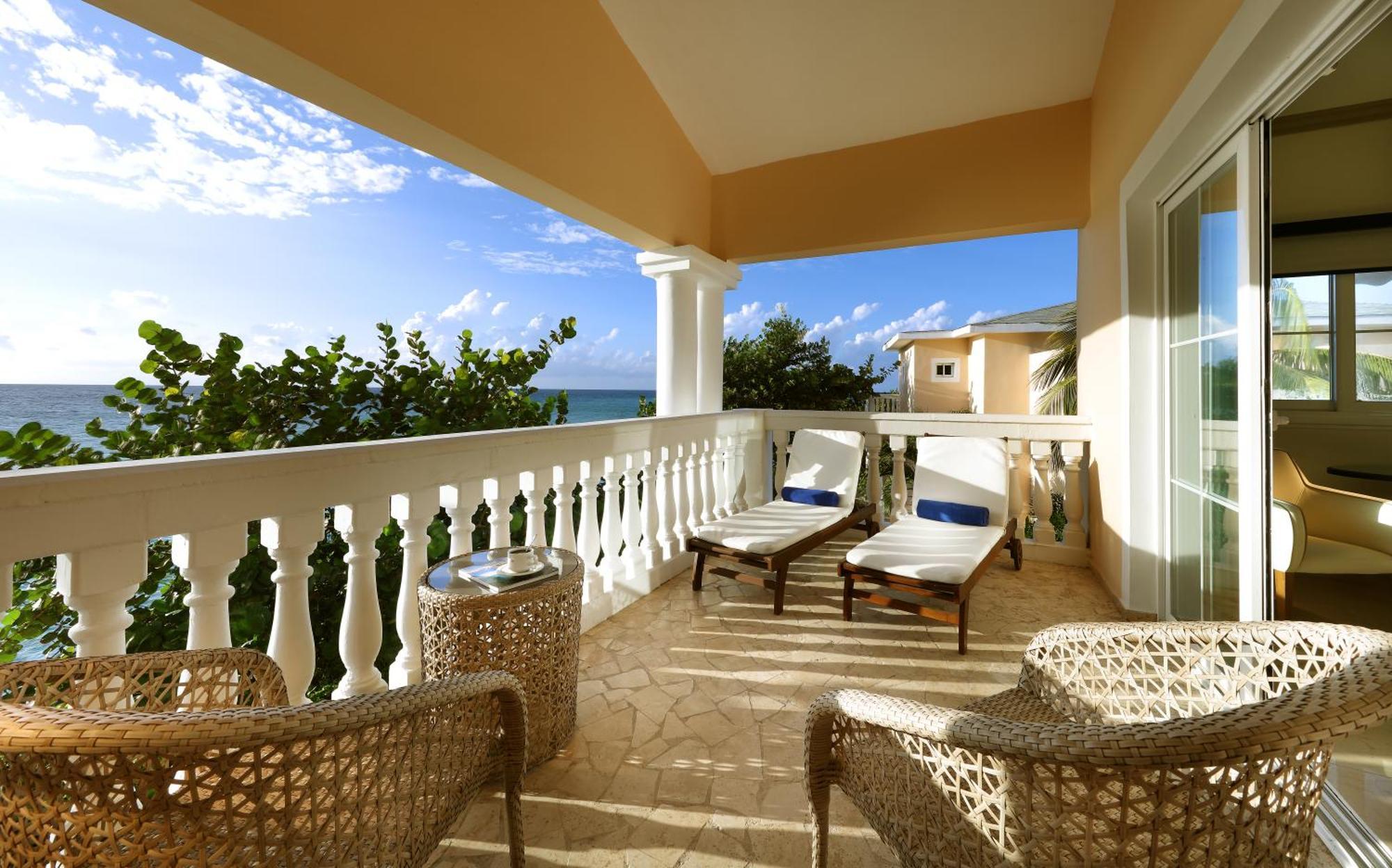 The Signature Level At Grand Palladium Lady Hamilton Resort & Spa 卢西 外观 照片